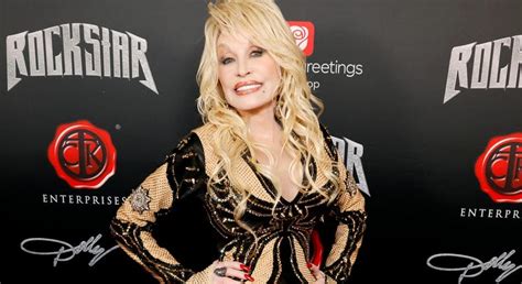 dolly parton nude photos|Dolly Parton says she refused to do a naked photo shoot for her。